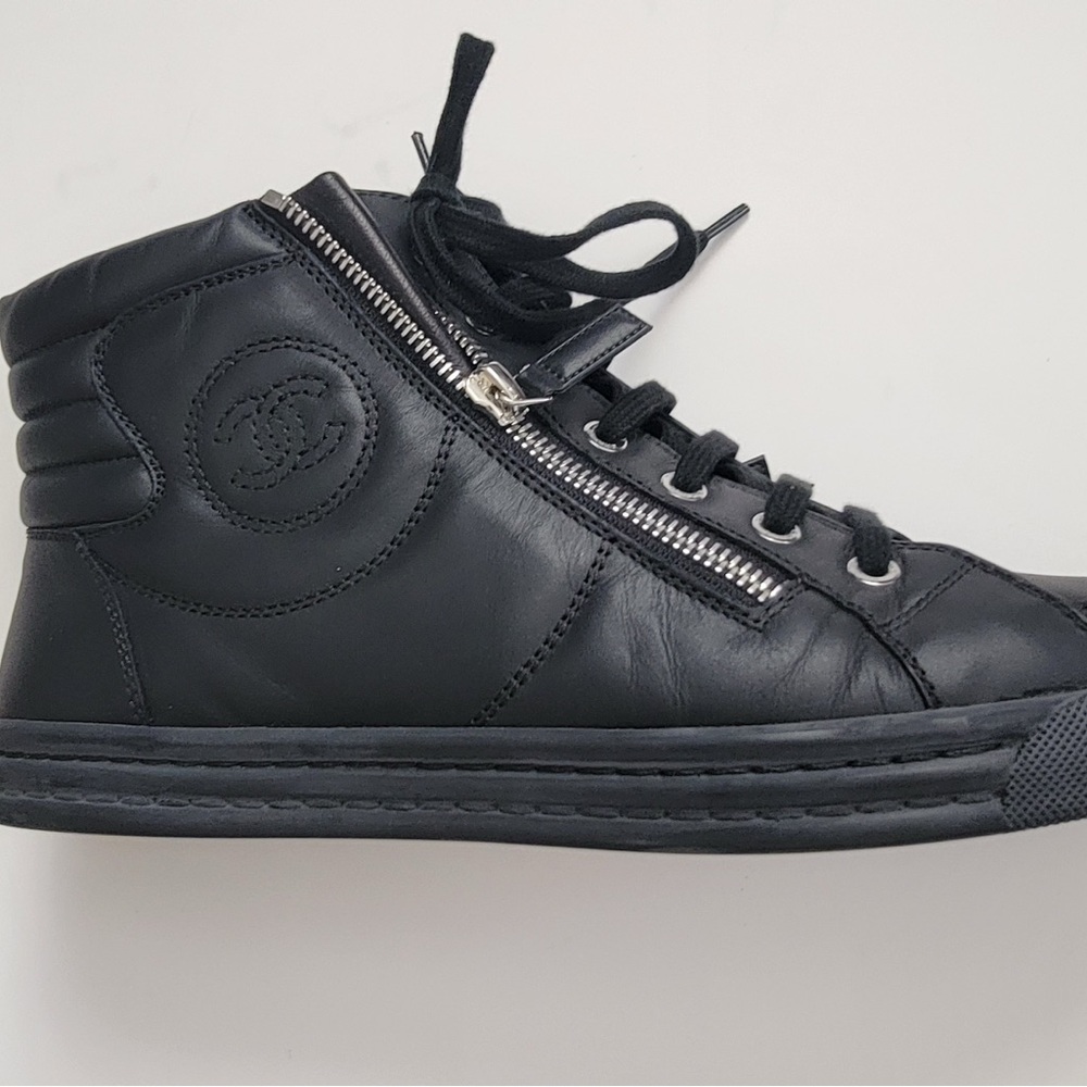 Black CHANEL Leather Sneakers